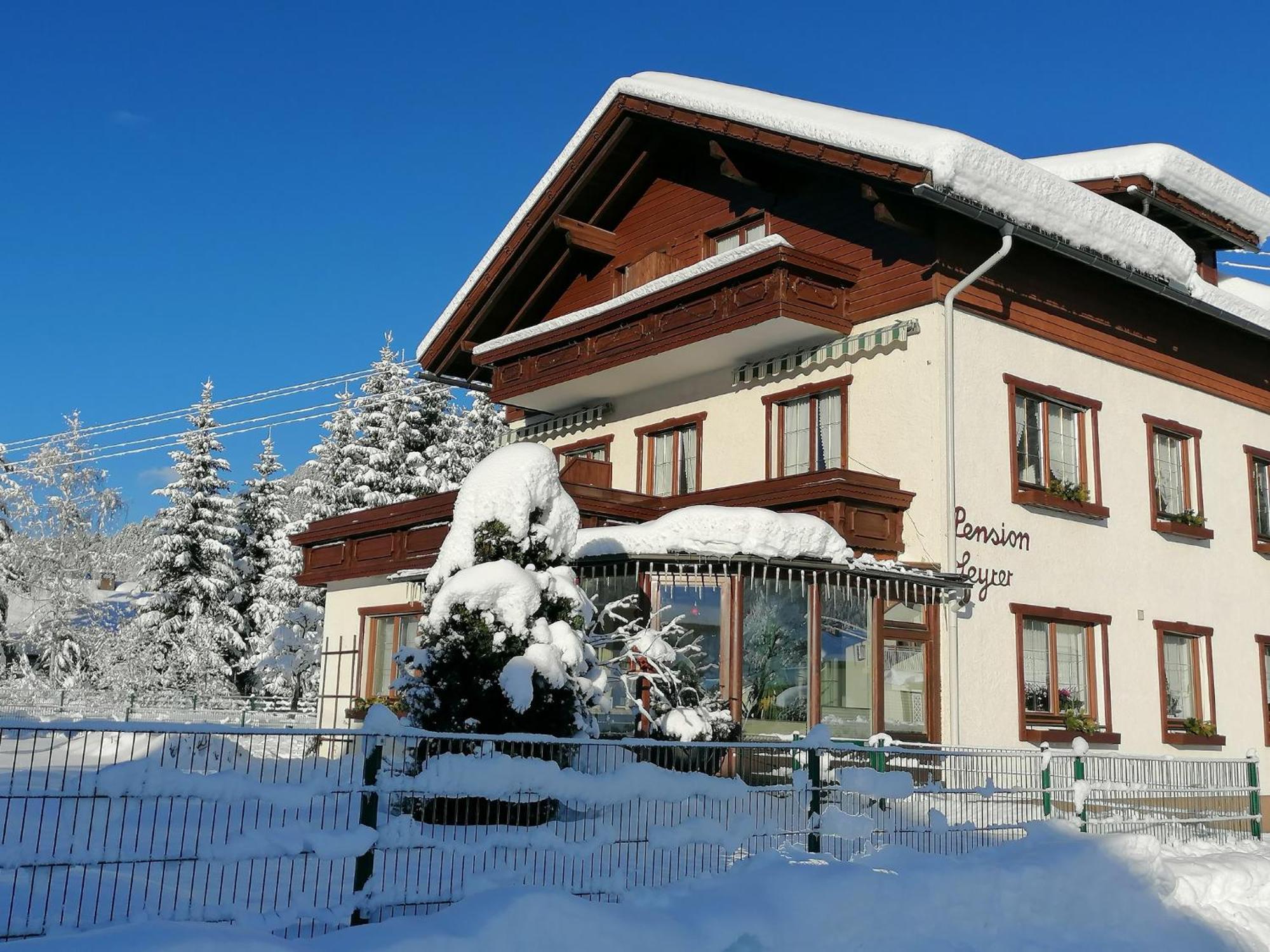 Pension Leyrer Kotschach-Mauthen Dış mekan fotoğraf